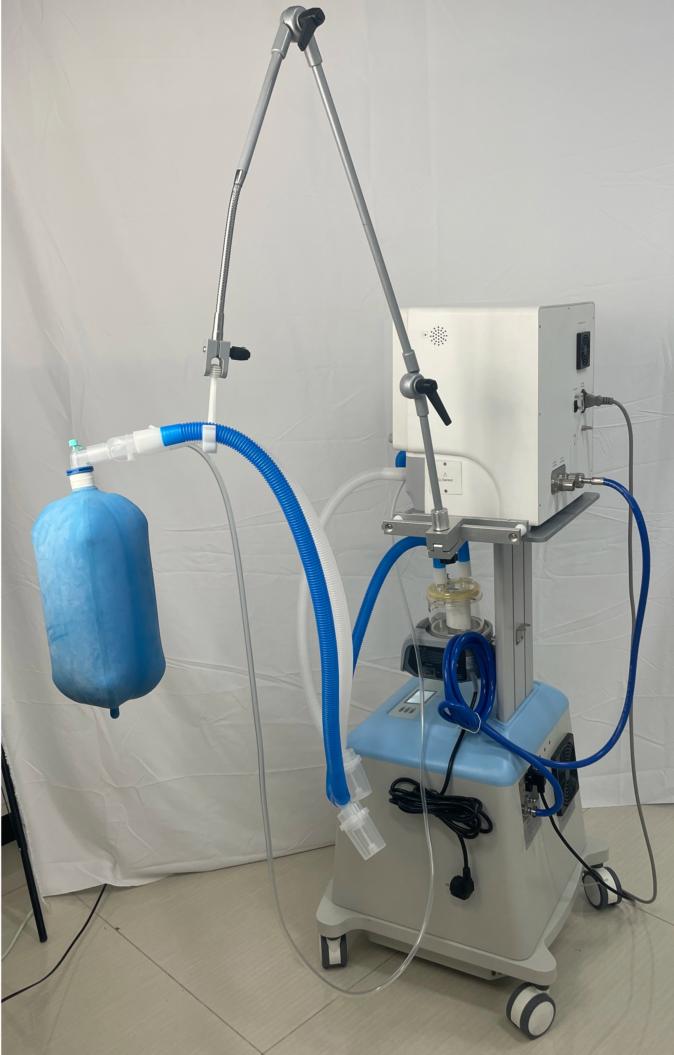 Système d'équipement respiratoire pour inhalation vétérinaire ICU ZXH-660